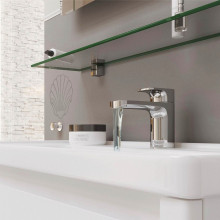 Полка стеклянная сверхпрозрачная 700*120*6мм (ZC0000157) Полка стеклянная сверхпрозрачная 700*120*6мм (ZC0000157)